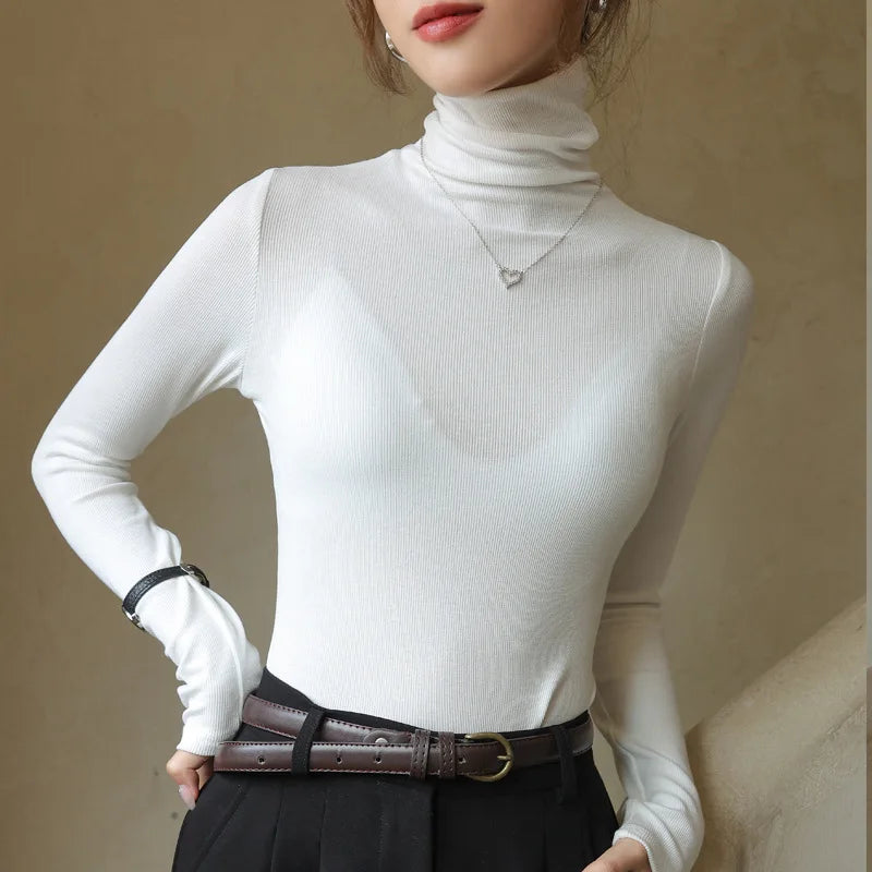 JULIETTE | Jersey de cuello alto acanalado y corte ajustado