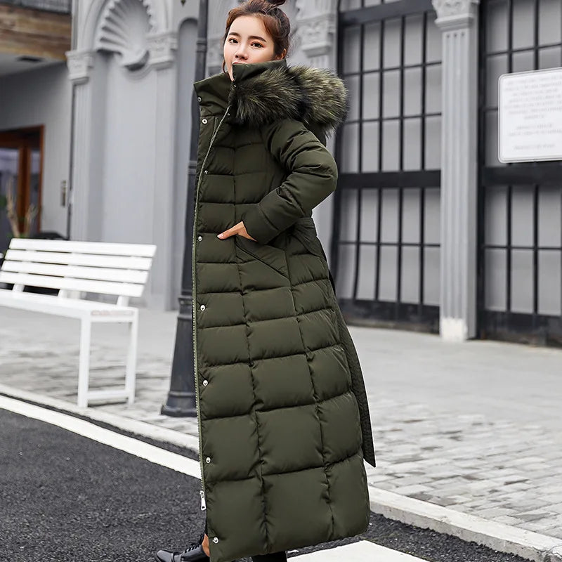 ALASKA | Parka larga acolchada con capucha
