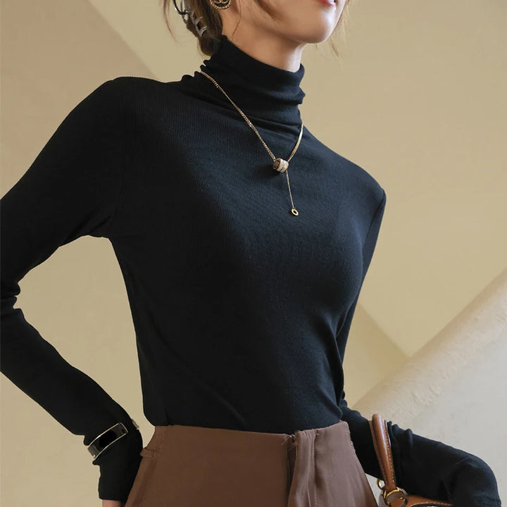 JULIETTE | Jersey de cuello alto acanalado y corte ajustado
